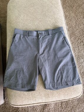 Callaway Men's Medium Gray Performance Flat-Front Shorts